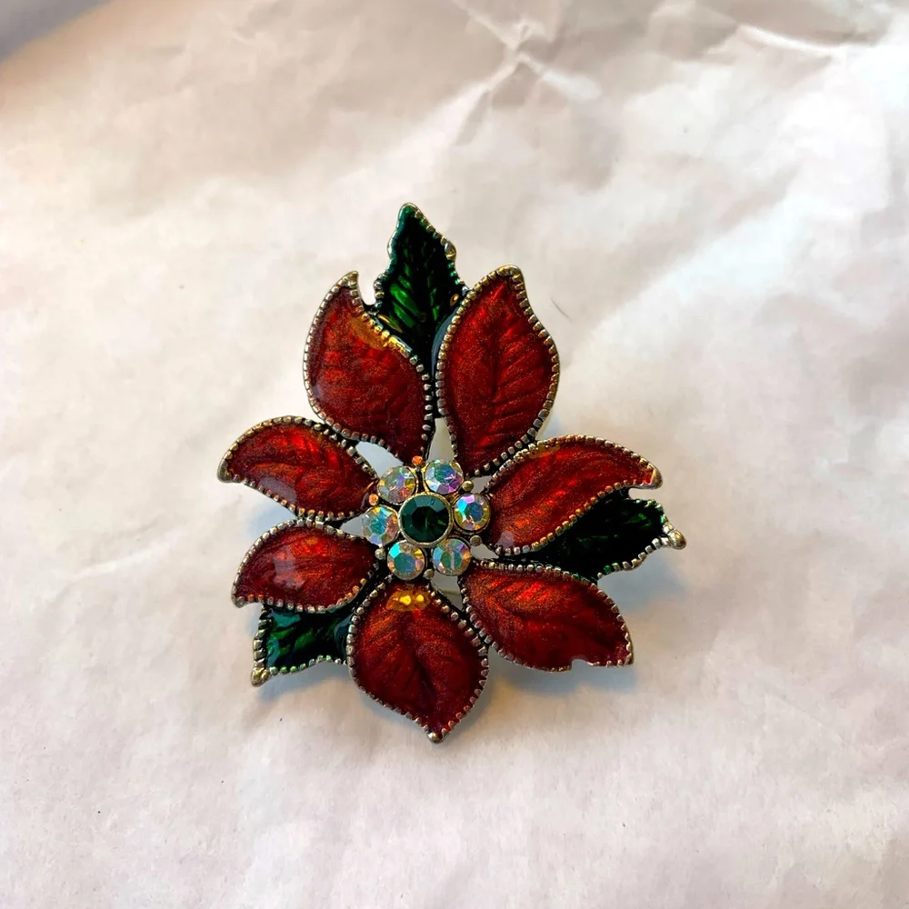 Lot of Vintage Christmas Brooches